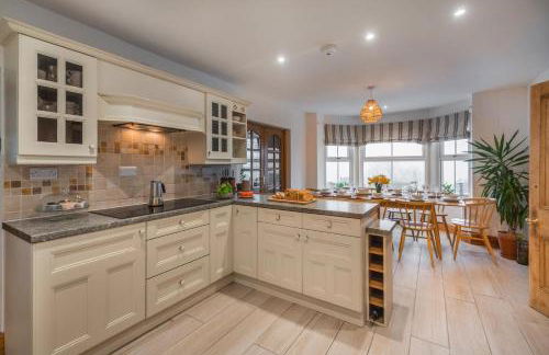 5 Bed in Mynytho oc-c28916 - Photo 4