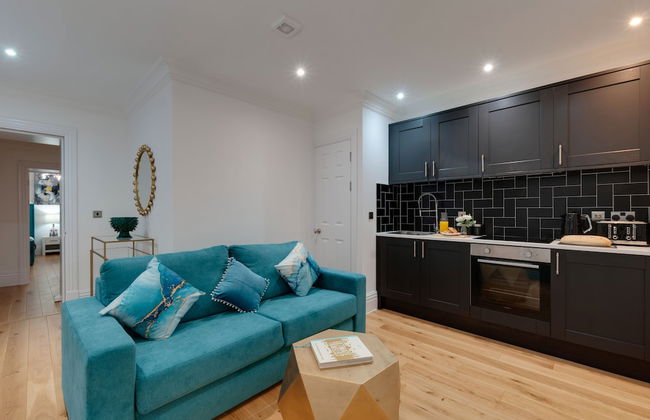 80 by Elite - Photo 60