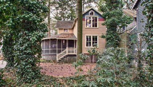Quaint Gretna Getaway Cottage with Screened Porch! - Foto 2