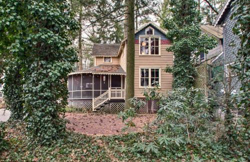 Quaint Gretna Getaway Cottage with Screened Porch! - Foto 2
