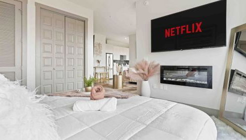 NEW! ChateauOasis PenthouseViews KingBed - Foto 5