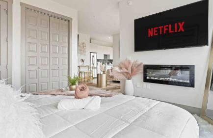 NEW! ChateauOasis PenthouseViews KingBed - Foto 5