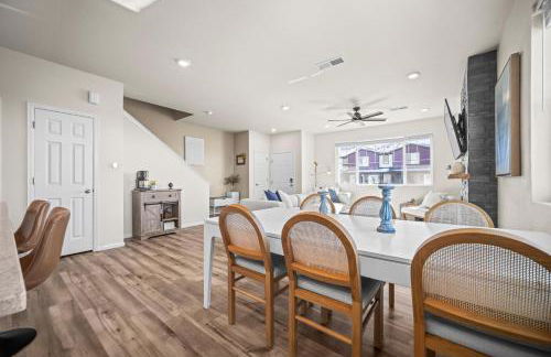 10 min to DIA, Walk to the Gaylord! - Foto 14