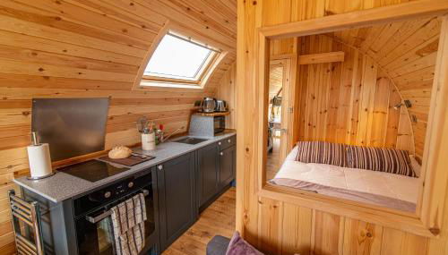 BenVrackie Luxury Glamping Pet Friendly Pod at Pitilie Pods - Foto 5