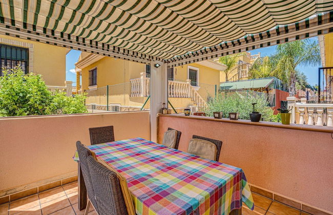 Coastal Comfort in Orihuela - Foto 32