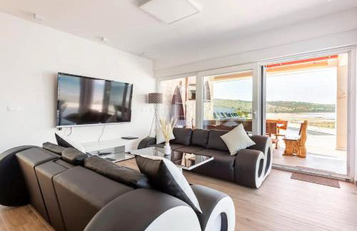 Villa Maritime - Exklusive Strandvilla mit beheiztem Pool, Grillhütte & Meerblick bei Zadar - Foto 61