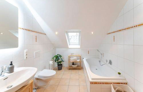 Deluxe Flat, PS4, Parken, Netflix, Zentral - Foto 22