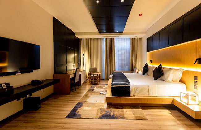 Blackwood Hotel and Apartments - Photo 2