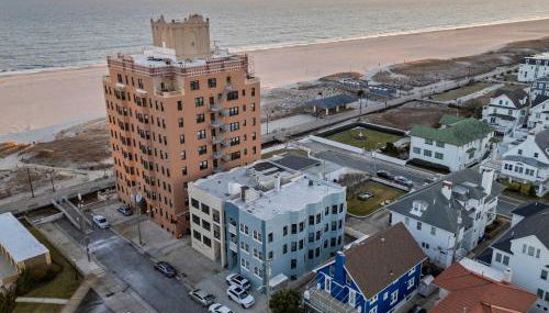 Escape to Raleigh Ave Glamour - Steps to the Beach - Foto 2