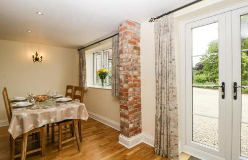 Belview Cottage - Photo 8