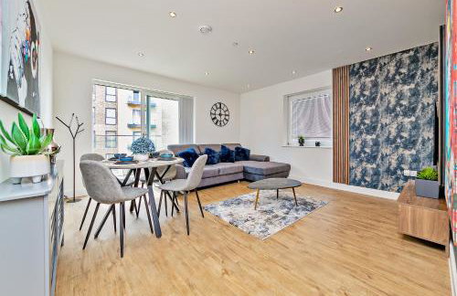 LUXURY AIRPORT SUITE, FREE Parking, FANTASTIC Location, Close To Airport, Train Station And Town Centre - Foto 10