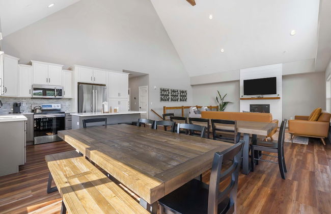 Ingallview at Branson Cove - Indoor Pool - Photo 39