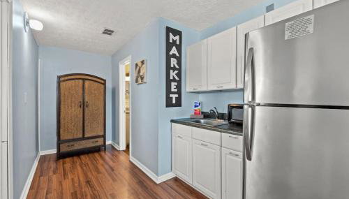 Anchors Away - Private Pool, Seasonal Hot Tub, Game Room, Walk to Beach, Pets OK - Foto 2, minibar