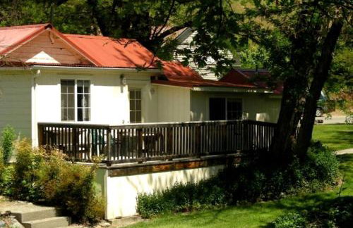 Camping Cabin Perfect for Families near the Shasta-Trinity National Forest, California - Foto 4