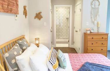 Charming 1BDR In Central Rittenhouse Square With Patio Hosted by StayRafa - Foto 12