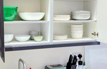 Long Stay Offers, Modern Amenities, Fully Equipped, All Bills Included, Perfect Location, King Size Bed, Fast Wifi - Foto 22