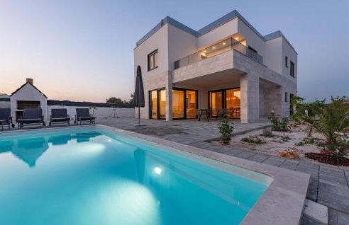 4 Bedroom Cozy Home In Poljica Brig - Foto 14