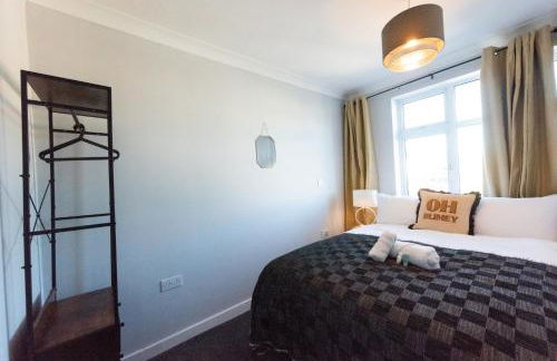 4 Bedroom Home - Contractor Ready - 2 Mins to Town CM7 - Foto 22