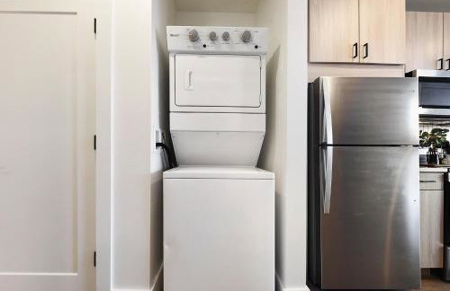 King Bed, Free Parking, Near UPMC, Pitt & CMU - Foto 26