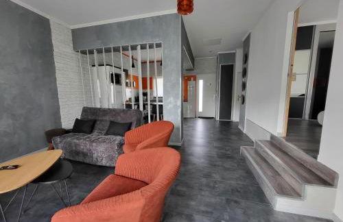 EMLAVIE - Maison familiale OU Loft SPA - à 3km Futuroscope - Foto 65