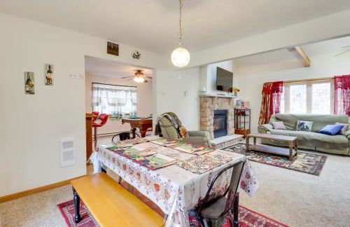 Private Hot Tub and Lake Access Poconos Escape! - Foto 9