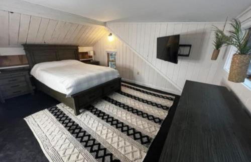 Lakefront Paradise near everything! - Foto 13