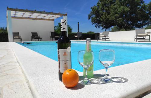 Holidayhouse Alirio with heated pool. - Foto 1