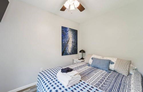 Spacious 3BR Lakefront Cottage with Stunning Views - Foto 24