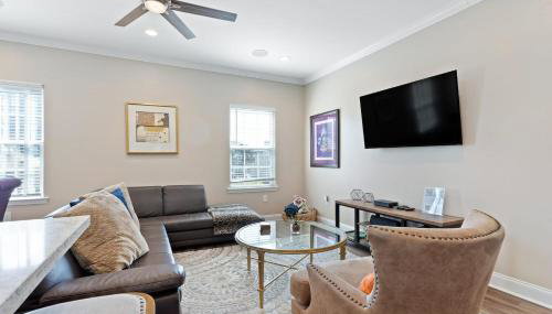 Mid-City 4BR w Pool & Balcony Near Streetcar & FQ - Foto 5