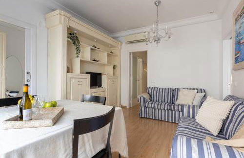 Lets Holidays Centric Apartment in Barcelona - Photo 18