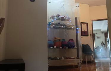 Yellow House - Photo 7