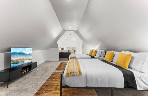 Spacious 4BR House Near Downtown, Perfect for Groups & Pets - Foto 9