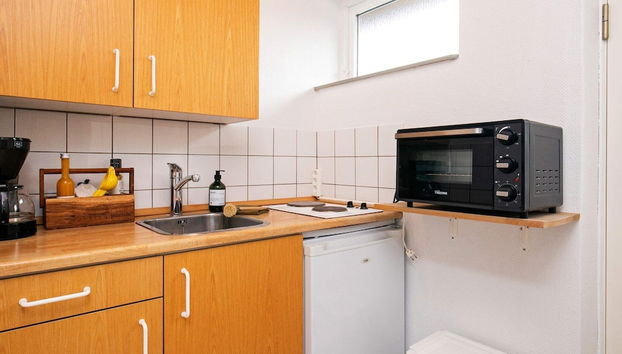 2 Person Holiday Home in Blavand - Foto 4, Cocina privada