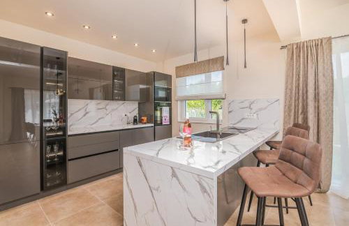 Villa surrounded by nature - Photo 20