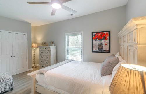 Smart TV and Spacious Yard Peaceful Pope Retreat - Foto 14