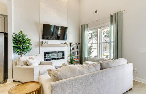 Walk to Boat Ramp Lake Greenwood Getaway! - Foto 4