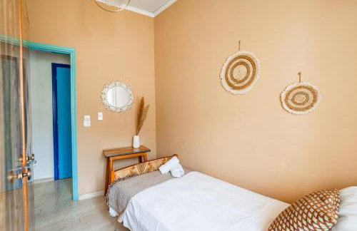 CozyCity2-Bedroom Apartment for3 by Alecos Studios - Foto 5