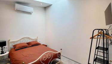 Maison au calme - Clim - Wi-Fi - terrasse et cours - Foto 2