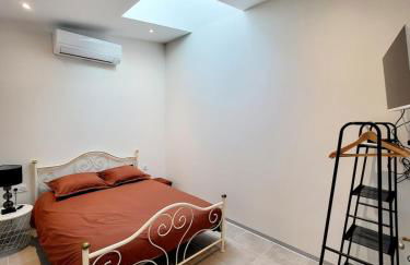 Maison au calme - Clim - Wi-Fi - terrasse et cours - Foto 2