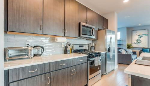 Modern And Spacious Townhouse Blocks from Downtown - Foto 5