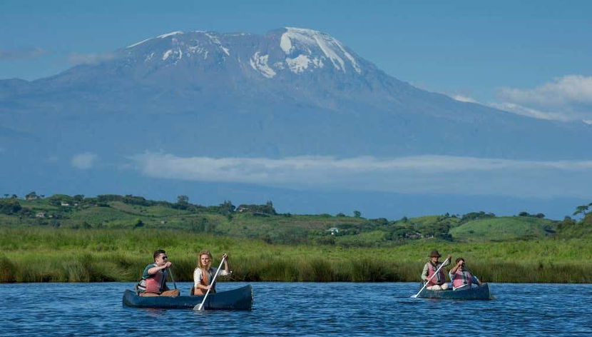Tour en canoa por el lago Duluti - Foto 2, Recorriendo el lago Duluti en canoa