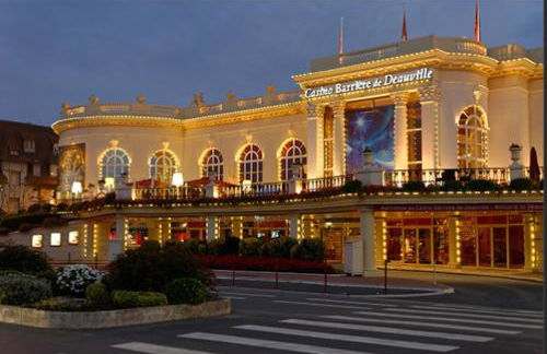 Studio Deauville-Les Marinas,vue mer et bassin - Photo 11