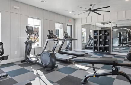 Landing Stylish 2BD Pool Courtyard - Foto 33