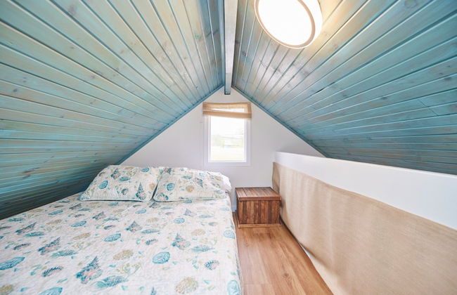 Lake Haven Beach Resort - Photo 9