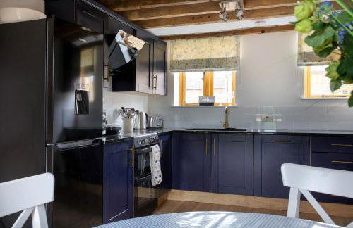 Hastings Retreat Rural barn conversions with Private Lake - Foto 32