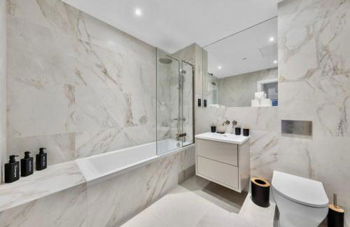 Amity Hirst by Artsy - Foto 19