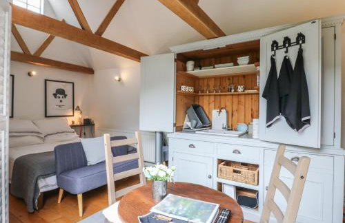 Little Barn - Photo 10