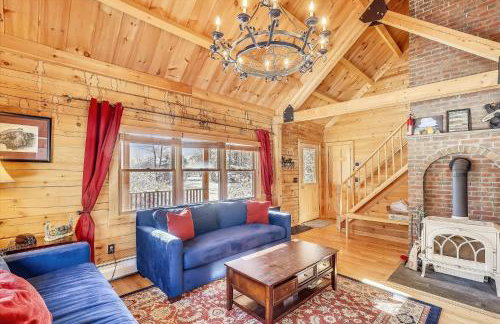 Aspen's Run: 3 br log cabin, wood stove, deck, firepit, window a/c by Stowe Country Homes - Foto 2