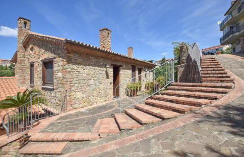 Awesome Apartment In Casal Velino - Foto 7