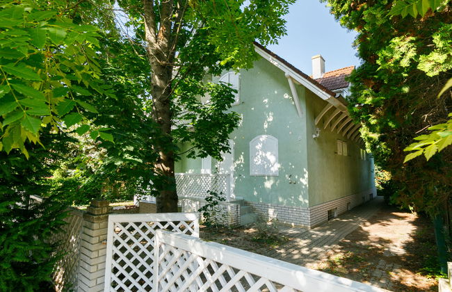 4 bedroom House in Siófok with garden and terrace - Photo 30